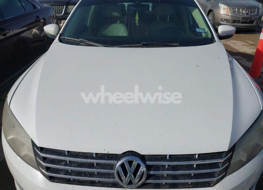 Photo 10 of 2014 Volkswagen Passat 2.0L TDI SEL PREMIUM (VIN 1VWCN7A31EC072084)
