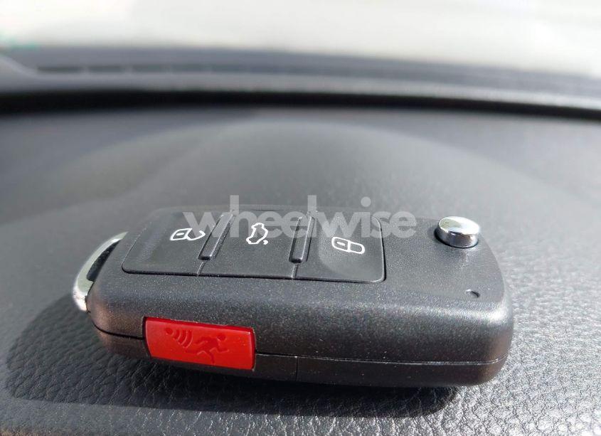 Photo 11 of 2014 Volkswagen Passat 2.0L TDI SEL PREMIUM (VIN 1VWCN7A31EC072084)