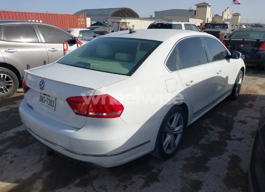 Photo 4 of 2014 Volkswagen Passat 2.0L TDI SEL PREMIUM (VIN 1VWCN7A31EC072084)