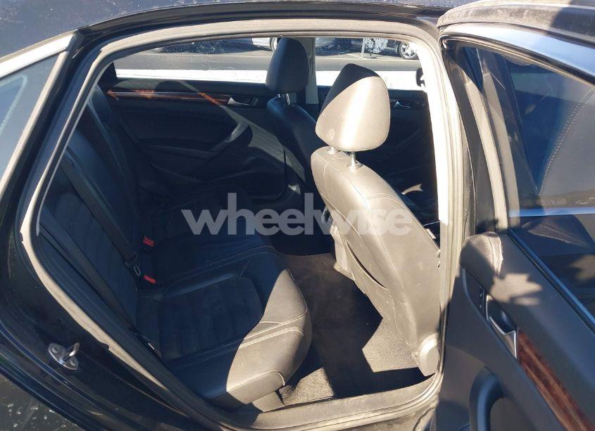 Photo 8 of 2013 Volkswagen Passat 2.0L TDI SEL PREMIUM (VIN 1VWCN7A32DC013091)