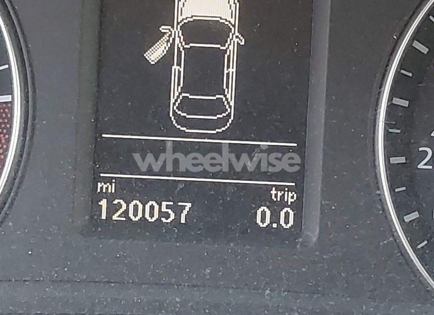 Photo 12 of 2013 Volkswagen Passat 2.0L TDI SEL PREMIUM (VIN 1VWCN7A32DC109089)