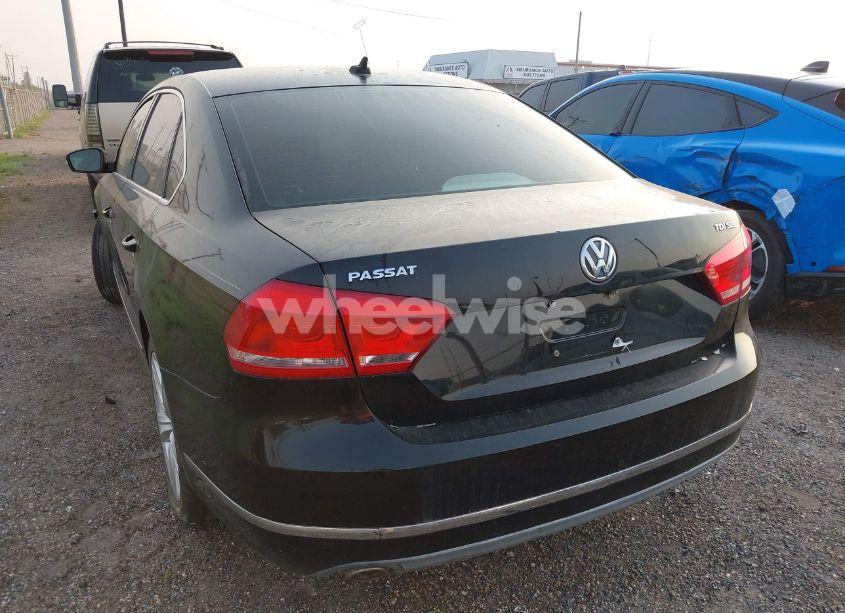 Photo 3 of 2013 Volkswagen Passat 2.0L TDI SEL PREMIUM (VIN 1VWCN7A32DC109089)