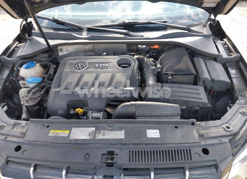 Photo 10 of 2014 Volkswagen Passat 2.0L TDI SEL PREMIUM (VIN 1VWCN7A32EC086821)