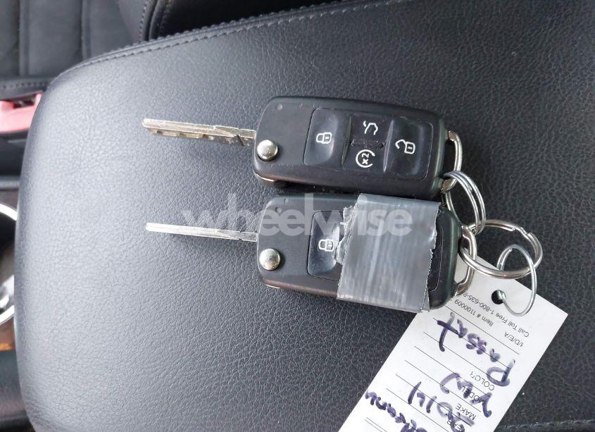 Photo 11 of 2014 Volkswagen Passat 2.0L TDI SEL PREMIUM (VIN 1VWCN7A32EC086821)