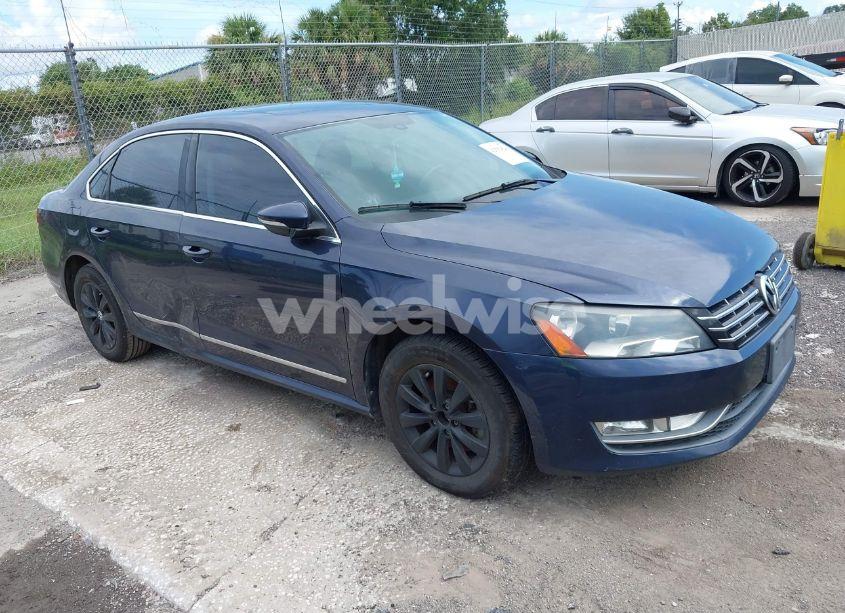 2012 Volkswagen Passat 2.0L TDI SEL PREMIUM (VIN 1VWCN7A33CC016810) main photo