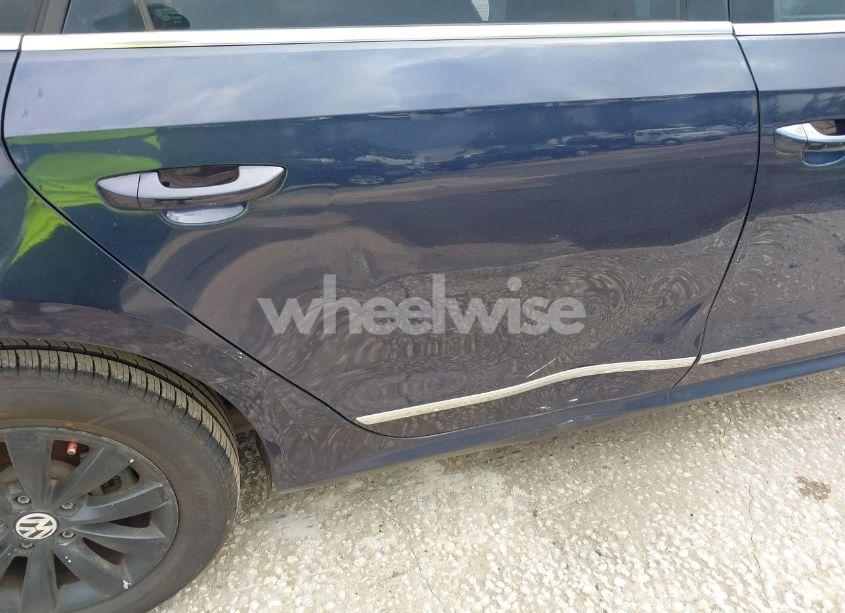 Photo 6 of 2012 Volkswagen Passat 2.0L TDI SEL PREMIUM (VIN 1VWCN7A33CC016810)