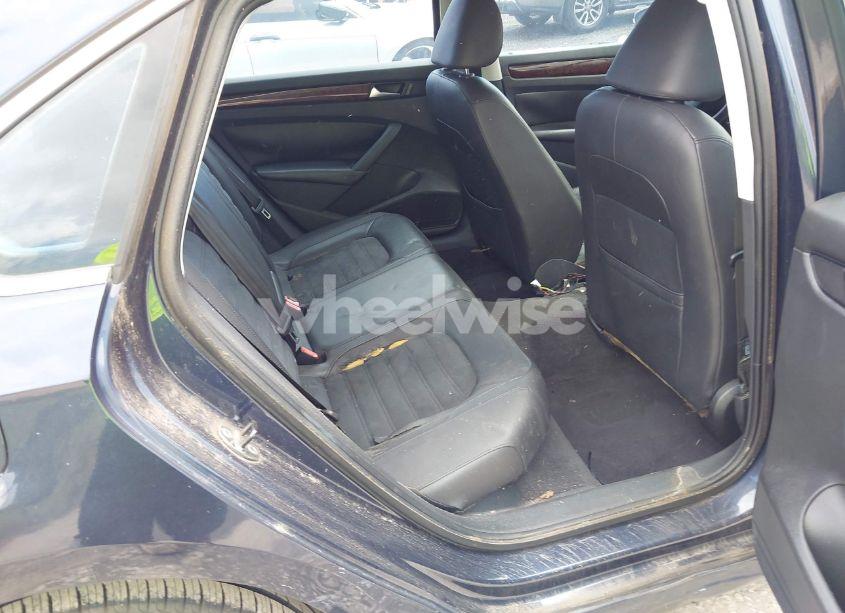 Photo 8 of 2012 Volkswagen Passat 2.0L TDI SEL PREMIUM (VIN 1VWCN7A33CC016810)