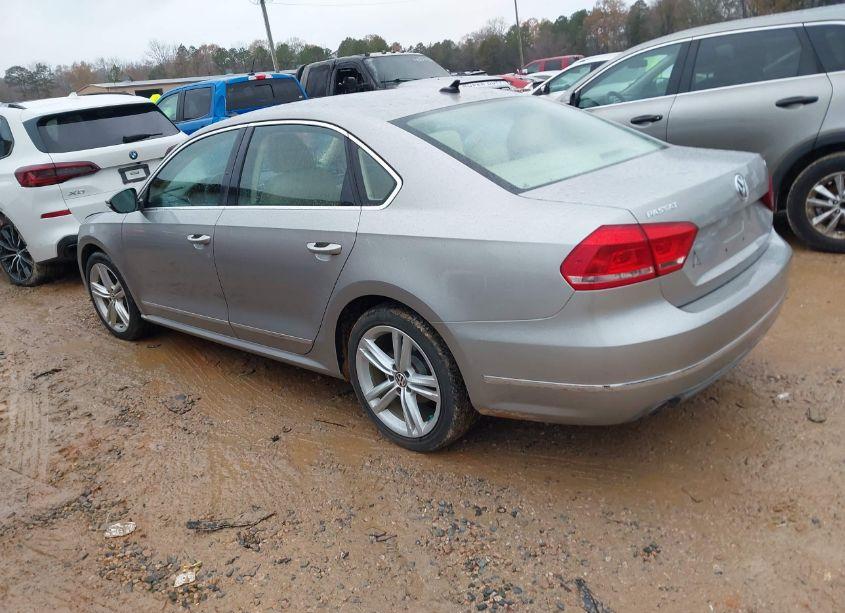 Photo 3 of 2012 Volkswagen Passat 2.0L TDI SEL PREMIUM (VIN 1VWCN7A33CC097582)
