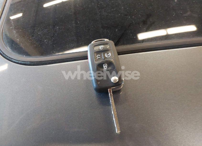 Photo 11 of 2014 Volkswagen Passat 2.0L TDI SEL PREMIUM (VIN 1VWCN7A33EC098766)