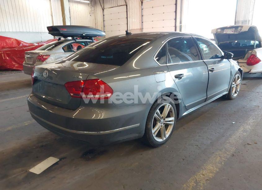 Photo 4 of 2014 Volkswagen Passat 2.0L TDI SEL PREMIUM (VIN 1VWCN7A33EC098766)
