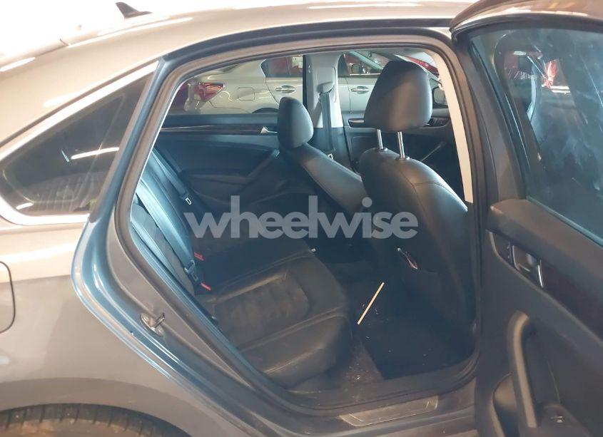 Photo 8 of 2014 Volkswagen Passat 2.0L TDI SEL PREMIUM (VIN 1VWCN7A33EC098766)