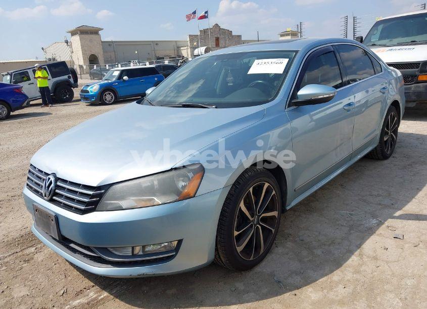 Photo 2 of 2012 Volkswagen Passat 2.0L TDI SEL PREMIUM (VIN 1VWCN7A34CC070830)