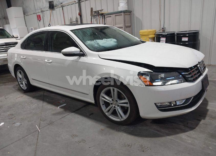 2012 Volkswagen Passat 2.0L TDI SEL PREMIUM (VIN 1VWCN7A34CC088423) main photo
