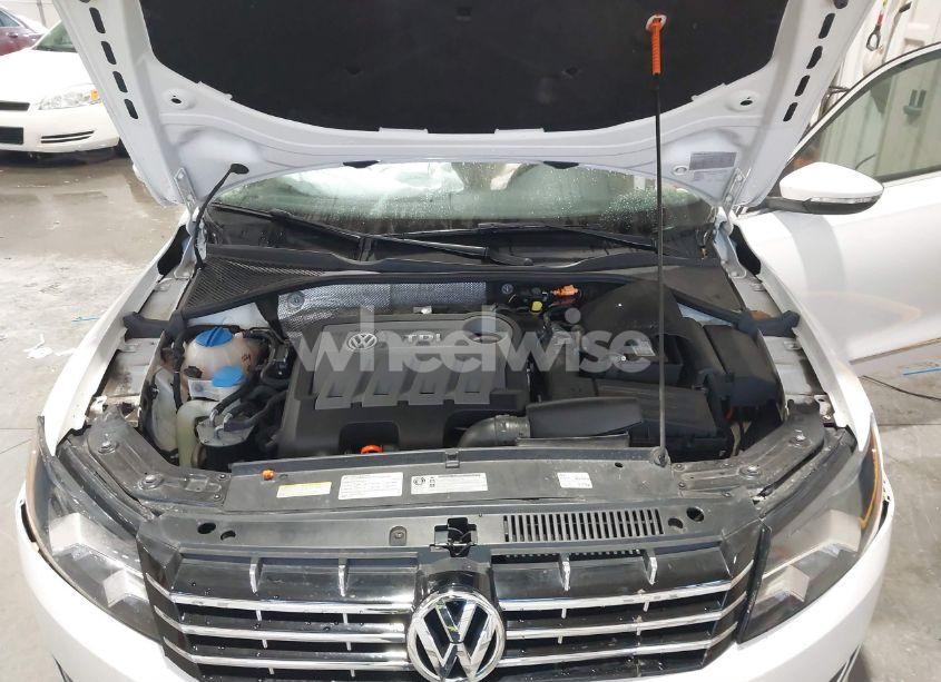 Photo 10 of 2012 Volkswagen Passat 2.0L TDI SEL PREMIUM (VIN 1VWCN7A34CC088423)