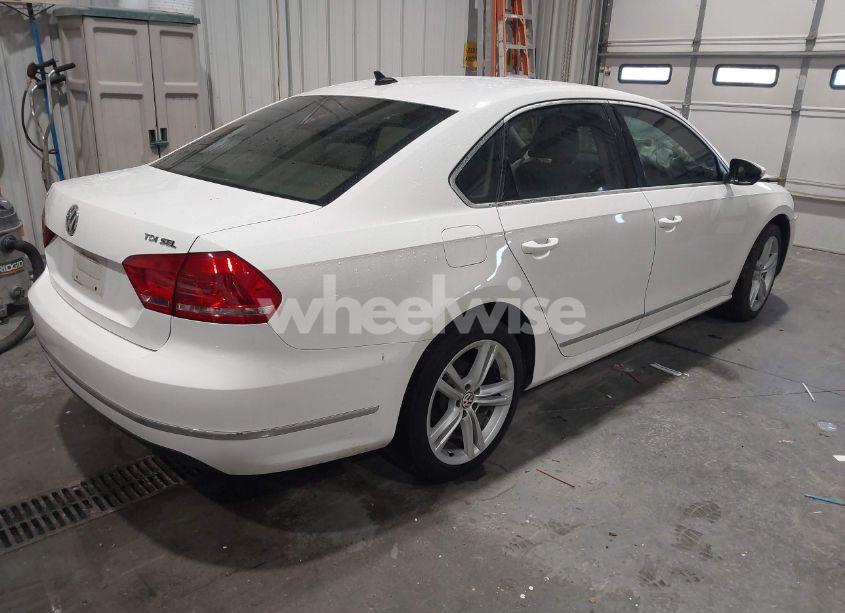 Photo 4 of 2012 Volkswagen Passat 2.0L TDI SEL PREMIUM (VIN 1VWCN7A34CC088423)