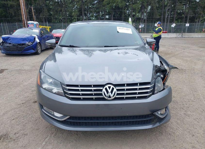 Photo 12 of 2012 Volkswagen Passat 2.0L TDI SEL PREMIUM (VIN 1VWCN7A34CC097350)