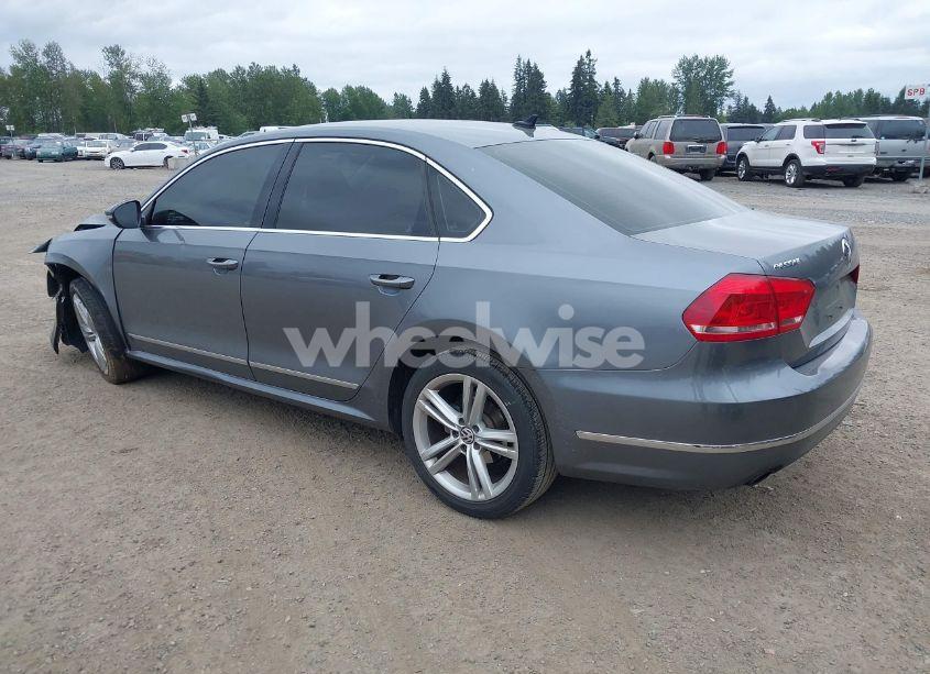 Photo 3 of 2012 Volkswagen Passat 2.0L TDI SEL PREMIUM (VIN 1VWCN7A34CC097350)
