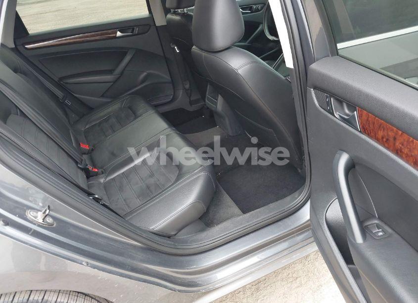 Photo 8 of 2012 Volkswagen Passat 2.0L TDI SEL PREMIUM (VIN 1VWCN7A34CC097350)