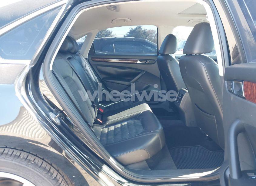 Photo 8 of 2013 Volkswagen Passat 2.0L TDI SEL PREMIUM (VIN 1VWCN7A34DC030247)