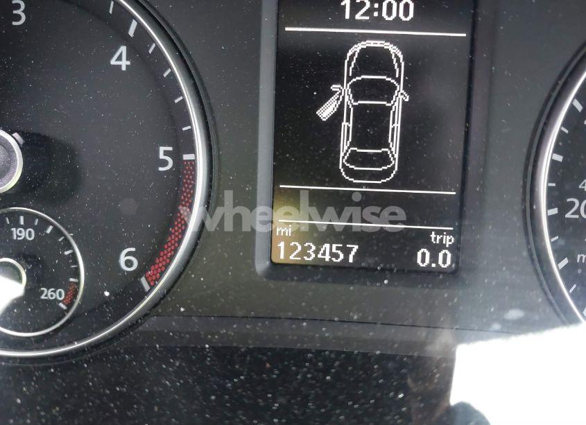 Photo 15 of 2013 Volkswagen Passat 2.0L TDI SEL PREMIUM (VIN 1VWCN7A34DC049672)