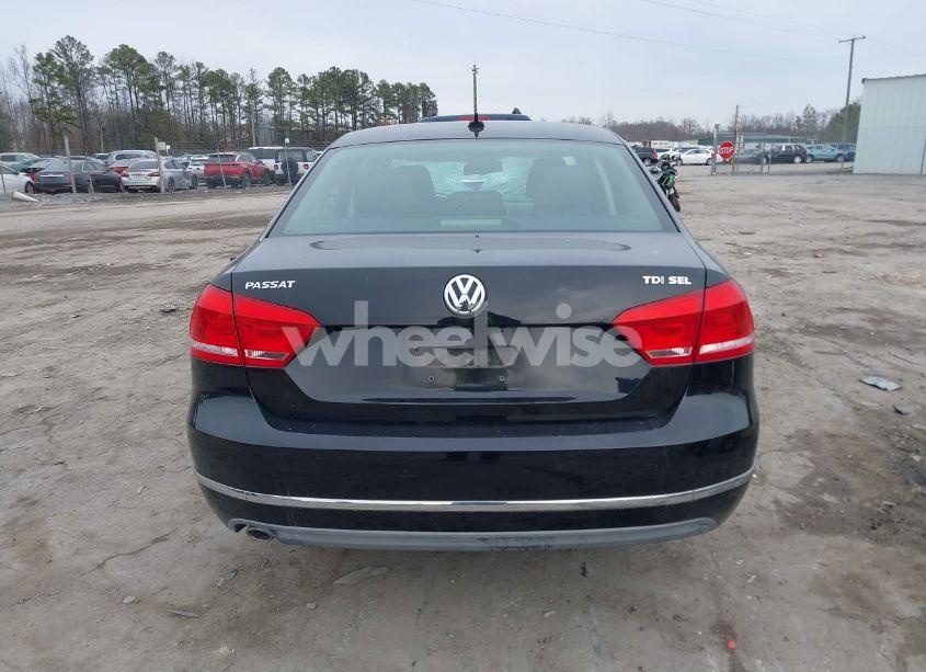 Photo 16 of 2013 Volkswagen Passat 2.0L TDI SEL PREMIUM (VIN 1VWCN7A34DC049672)