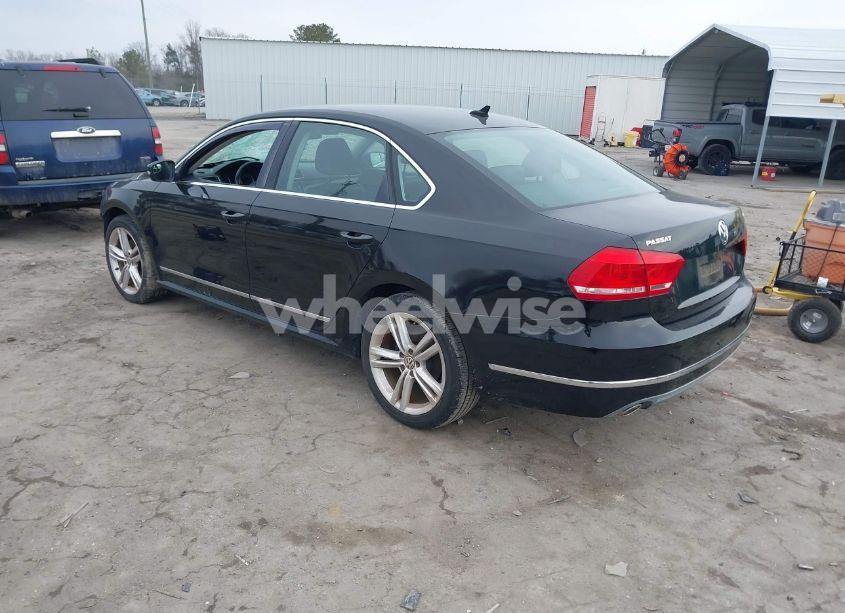 Photo 3 of 2013 Volkswagen Passat 2.0L TDI SEL PREMIUM (VIN 1VWCN7A34DC049672)