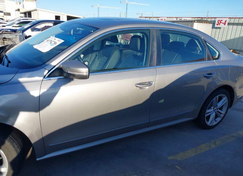 Photo 14 of 2013 Volkswagen Passat 2.0L TDI SEL PREMIUM (VIN 1VWCN7A34DC124032)