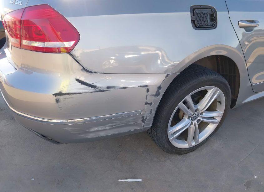 Photo 17 of 2013 Volkswagen Passat 2.0L TDI SEL PREMIUM (VIN 1VWCN7A34DC124032)