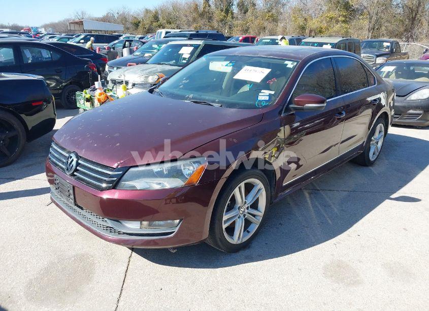 Photo 2 of 2013 Volkswagen Passat 2.0L TDI SEL PREMIUM (VIN 1VWCN7A34DC139369)