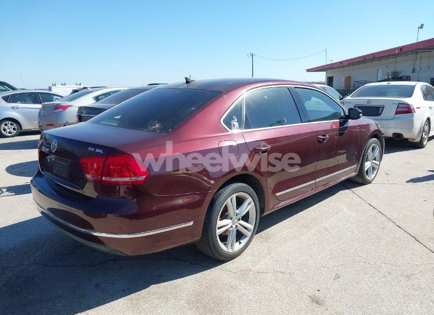 Photo 4 of 2013 Volkswagen Passat 2.0L TDI SEL PREMIUM (VIN 1VWCN7A34DC139369)
