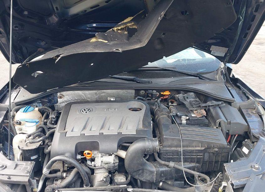 Photo 10 of 2013 Volkswagen Passat 2.0L TDI SEL PREMIUM (VIN 1VWCN7A35DC097889)