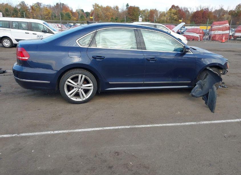 Photo 13 of 2013 Volkswagen Passat 2.0L TDI SEL PREMIUM (VIN 1VWCN7A35DC097889)