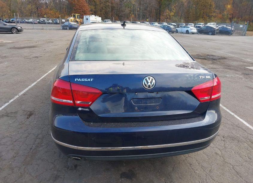 Photo 16 of 2013 Volkswagen Passat 2.0L TDI SEL PREMIUM (VIN 1VWCN7A35DC097889)