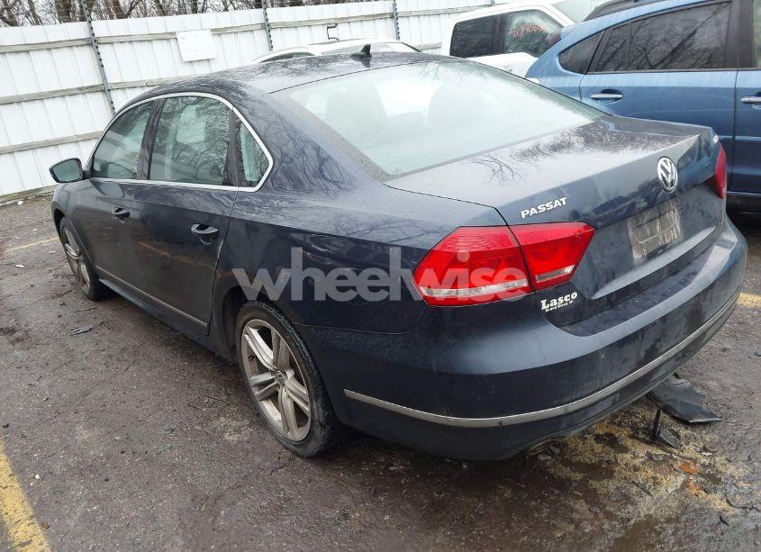 Photo 3 of 2014 Volkswagen Passat 2.0L TDI SEL PREMIUM (VIN 1VWCN7A35EC073626)