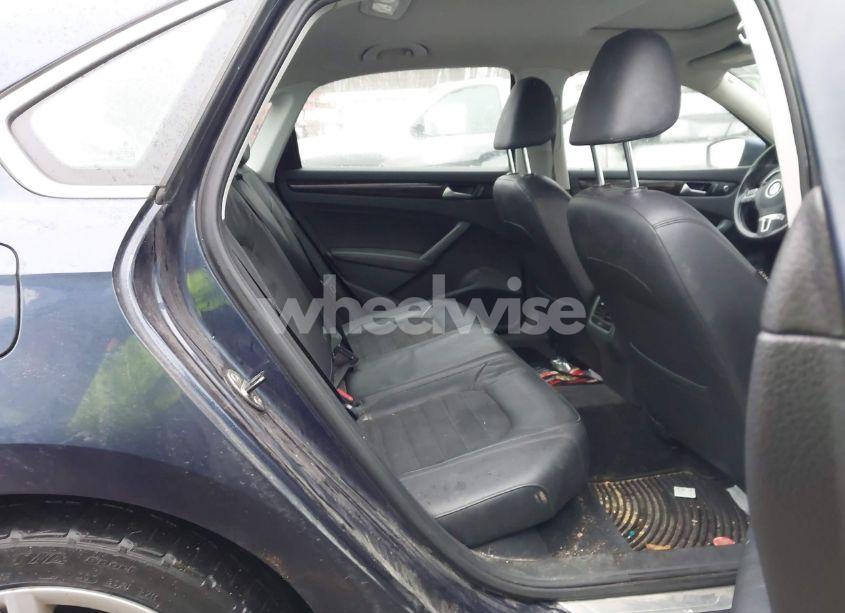 Photo 8 of 2014 Volkswagen Passat 2.0L TDI SEL PREMIUM (VIN 1VWCN7A35EC073626)