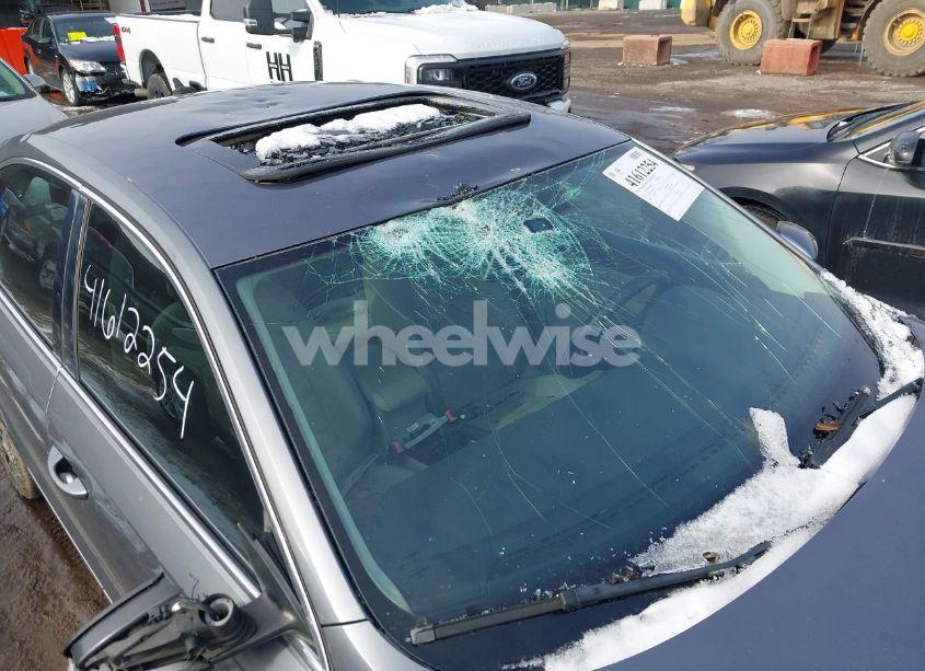 Photo 6 of 2012 Volkswagen Passat 2.0L TDI SEL PREMIUM (VIN 1VWCN7A36CC056735)