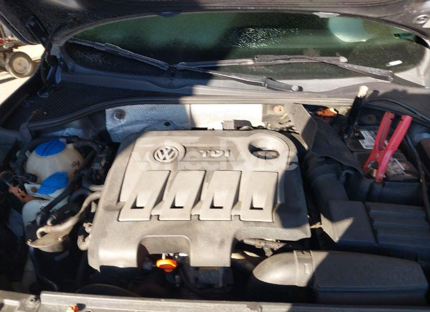 Photo 10 of 2012 Volkswagen Passat 2.0L TDI SEL PREMIUM (VIN 1VWCN7A36CC060493)