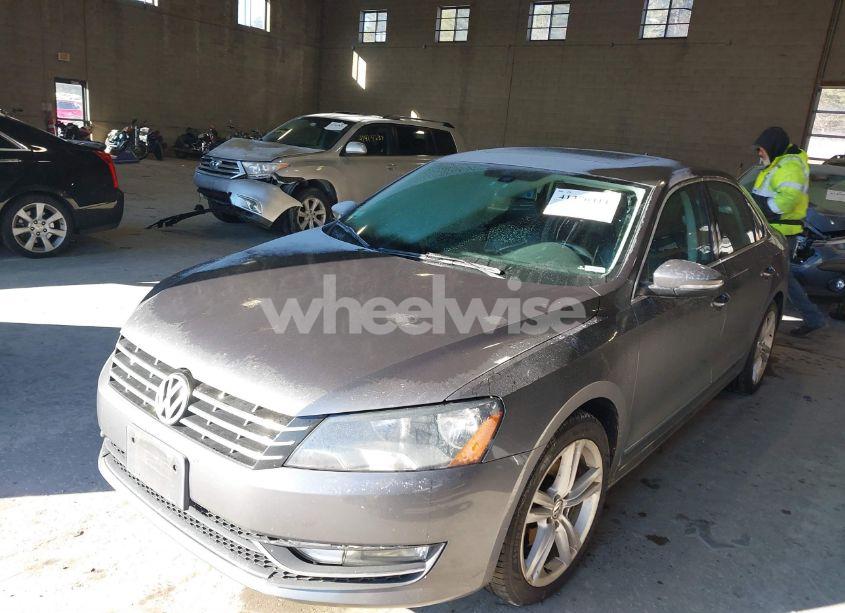Photo 2 of 2012 Volkswagen Passat 2.0L TDI SEL PREMIUM (VIN 1VWCN7A36CC060493)