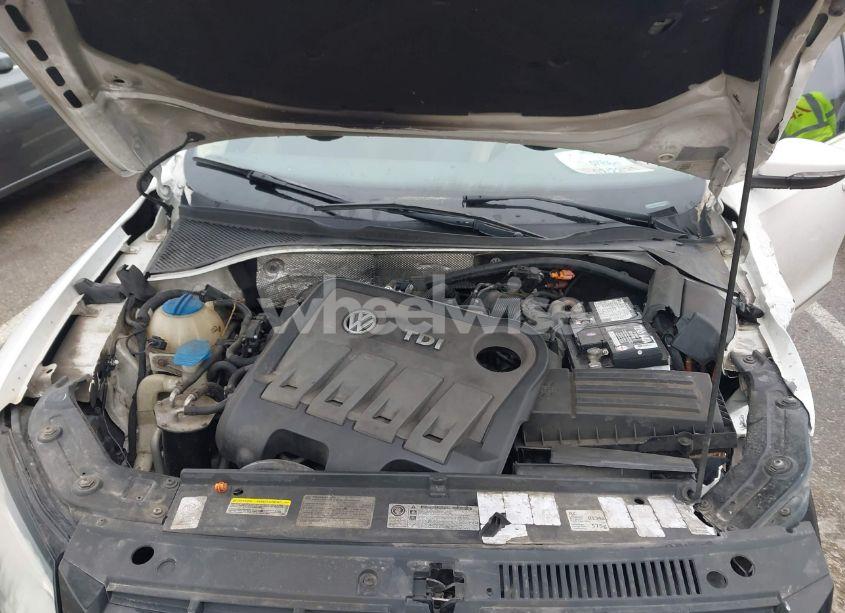 Photo 10 of 2012 Volkswagen Passat 2.0L TDI SEL PREMIUM (VIN 1VWCN7A36CC101690)