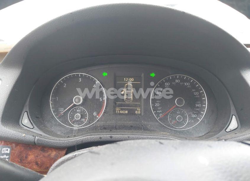 Photo 7 of 2012 Volkswagen Passat 2.0L TDI SEL PREMIUM (VIN 1VWCN7A36CC101690)