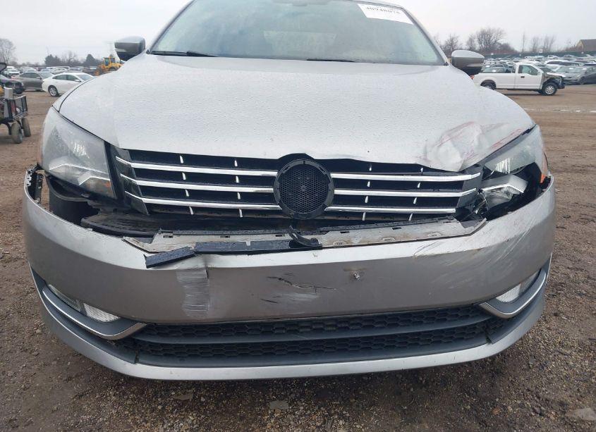 Photo 6 of 2013 Volkswagen Passat 2.0L TDI SEL PREMIUM (VIN 1VWCN7A36DC052699)