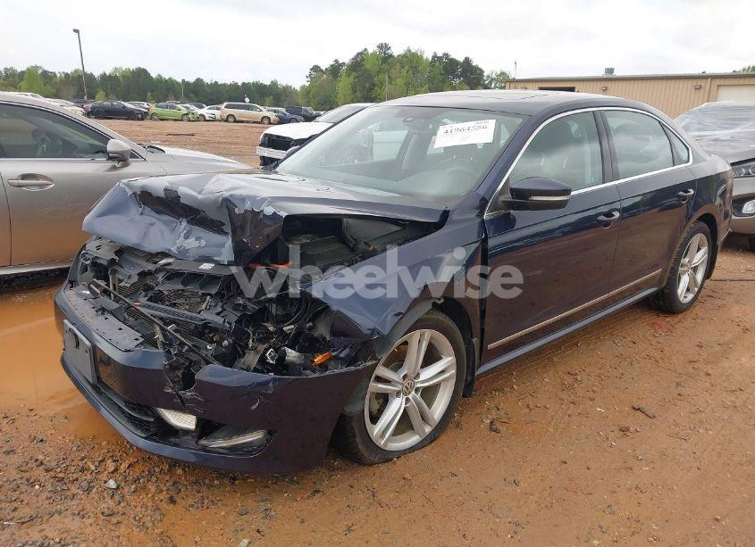 Photo 2 of 2014 Volkswagen Passat 2.0L TDI SEL PREMIUM (VIN 1VWCN7A36EC054891)