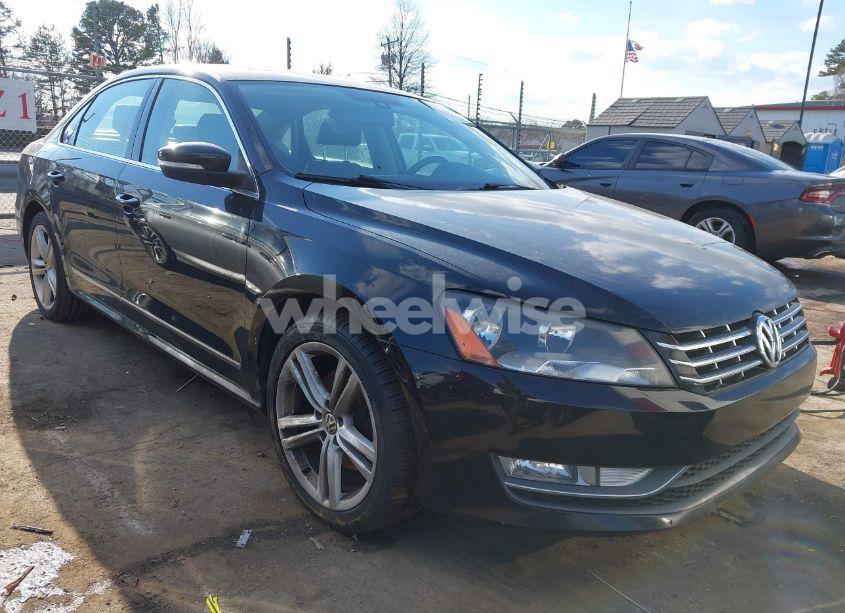 2014 Volkswagen Passat 2.0L TDI SEL PREMIUM (VIN 1VWCN7A36EC064420) main photo