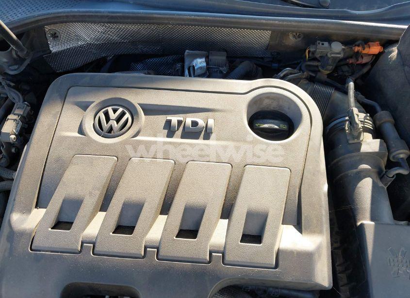 Photo 10 of 2014 Volkswagen Passat 2.0L TDI SEL PREMIUM (VIN 1VWCN7A36EC064420)