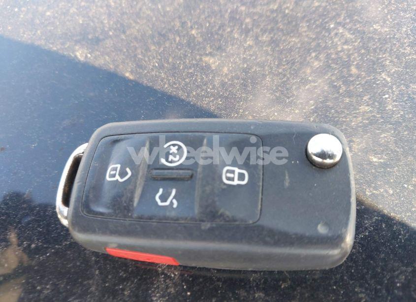 Photo 11 of 2014 Volkswagen Passat 2.0L TDI SEL PREMIUM (VIN 1VWCN7A36EC064420)