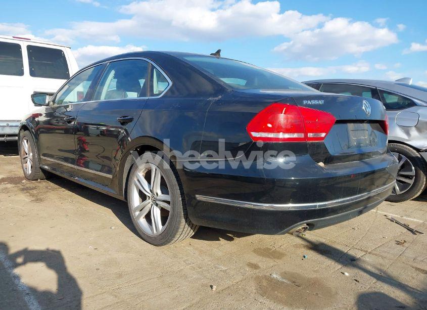 Photo 3 of 2014 Volkswagen Passat 2.0L TDI SEL PREMIUM (VIN 1VWCN7A36EC064420)