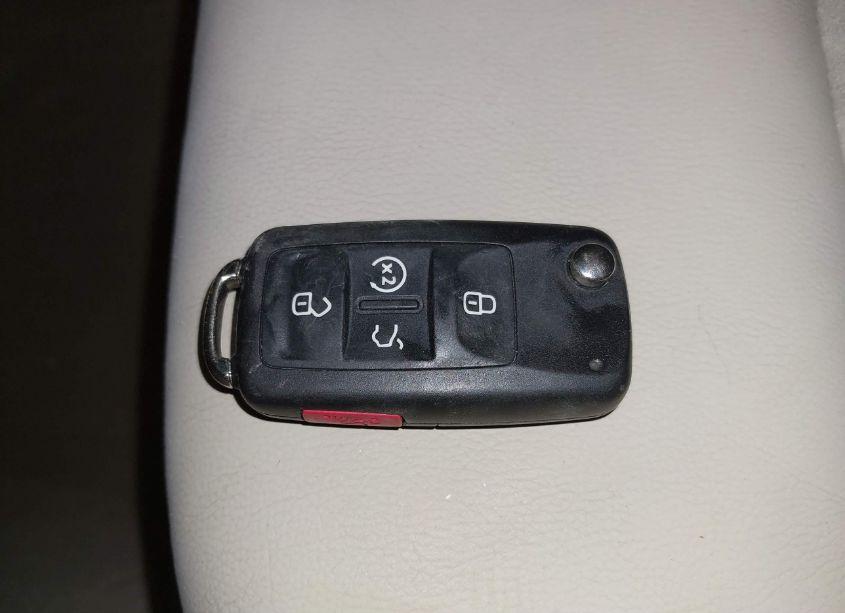 Photo 11 of 2014 Volkswagen Passat 2.0L TDI SEL PREMIUM (VIN 1VWCN7A36EC073554)