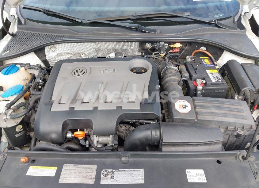 Photo 10 of 2012 Volkswagen Passat 2.0L TDI SEL PREMIUM (VIN 1VWCN7A37CC015997)