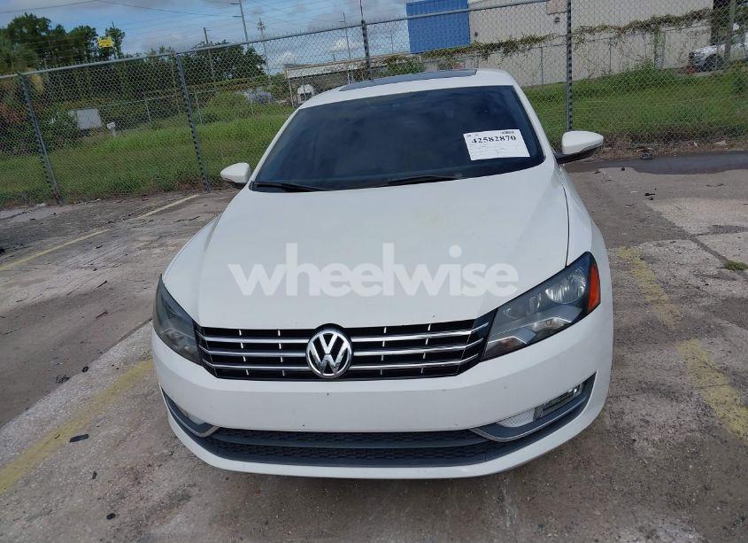 Photo 6 of 2012 Volkswagen Passat 2.0L TDI SEL PREMIUM (VIN 1VWCN7A37CC015997)