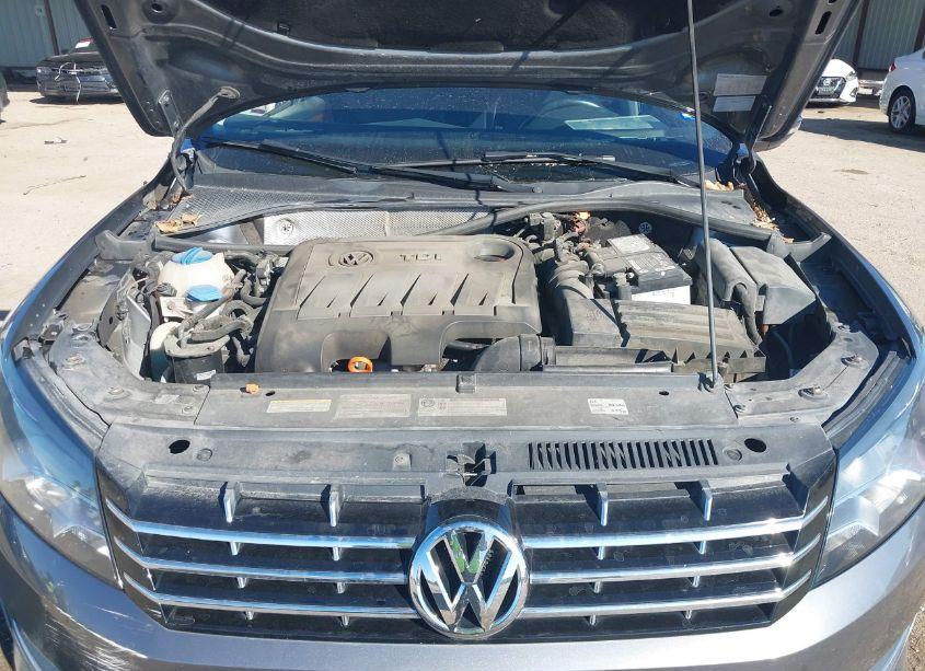Photo 10 of 2012 Volkswagen Passat 2.0L TDI SEL PREMIUM (VIN 1VWCN7A37CC089971)